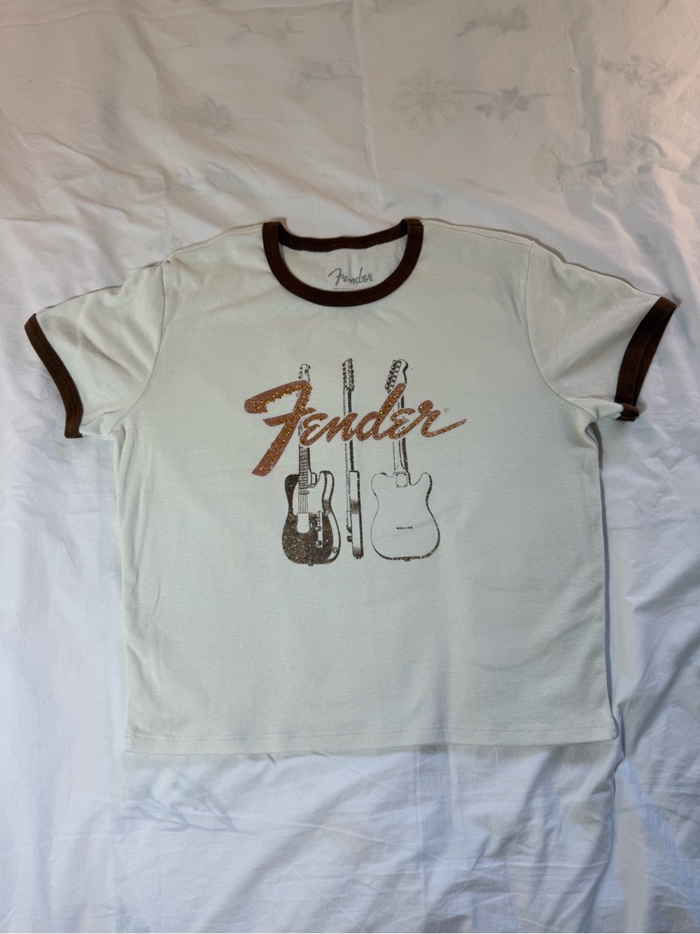 Fender Guitar Women’s Cream Ringer Shorter Tee with Brown Trim Large